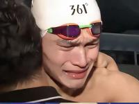 B体育体育竞技-力拔群雄！男子游泳选手刷新世界纪录，震惊全场的简单介绍