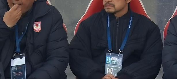 B体育体育官网入口-保级之战打响！危机时刻球队稳住阵脚取胜的简单介绍