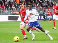 B体育体育地址-包含斯特拉斯堡击败亚眠，确定保级前途的词条