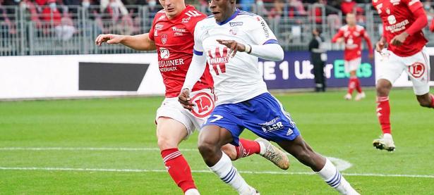 B体育体育地址-包含斯特拉斯堡击败亚眠，确定保级前途的词条