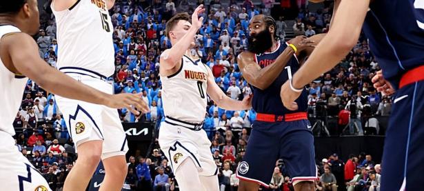 B体育体育网站入口-快船球员集体失常：主帅要求加强团结合作的简单介绍