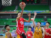 B体育体育网页版入口-中国顶尖篮球联赛持续激情上演，球员拼搏奋斗的简单介绍