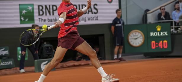 B体育体育官网app-网球单打：瑞士名将晋级八强