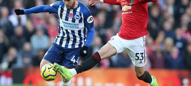 包含切尔西连胜追赶领头羊，英超争冠形势依旧激烈的词条