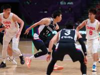 B体育体育官网app-包含精彩比赛引人瞩目，双方角逐难解胜负的词条