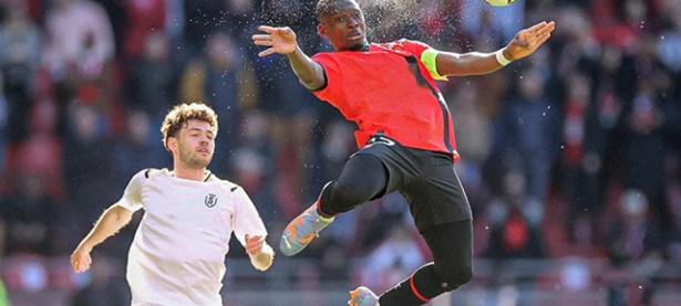 B体育体育在线-雷恩队遭遇连败，急需寻找突破口