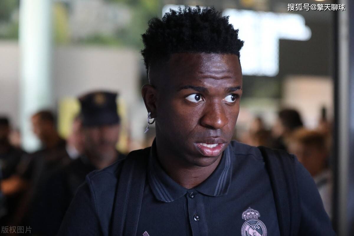 阿尔梅里亚紧随领头羊,保持不败的简单介绍 阿尔梅里亚紧随领头羊,保持不败的简单介绍