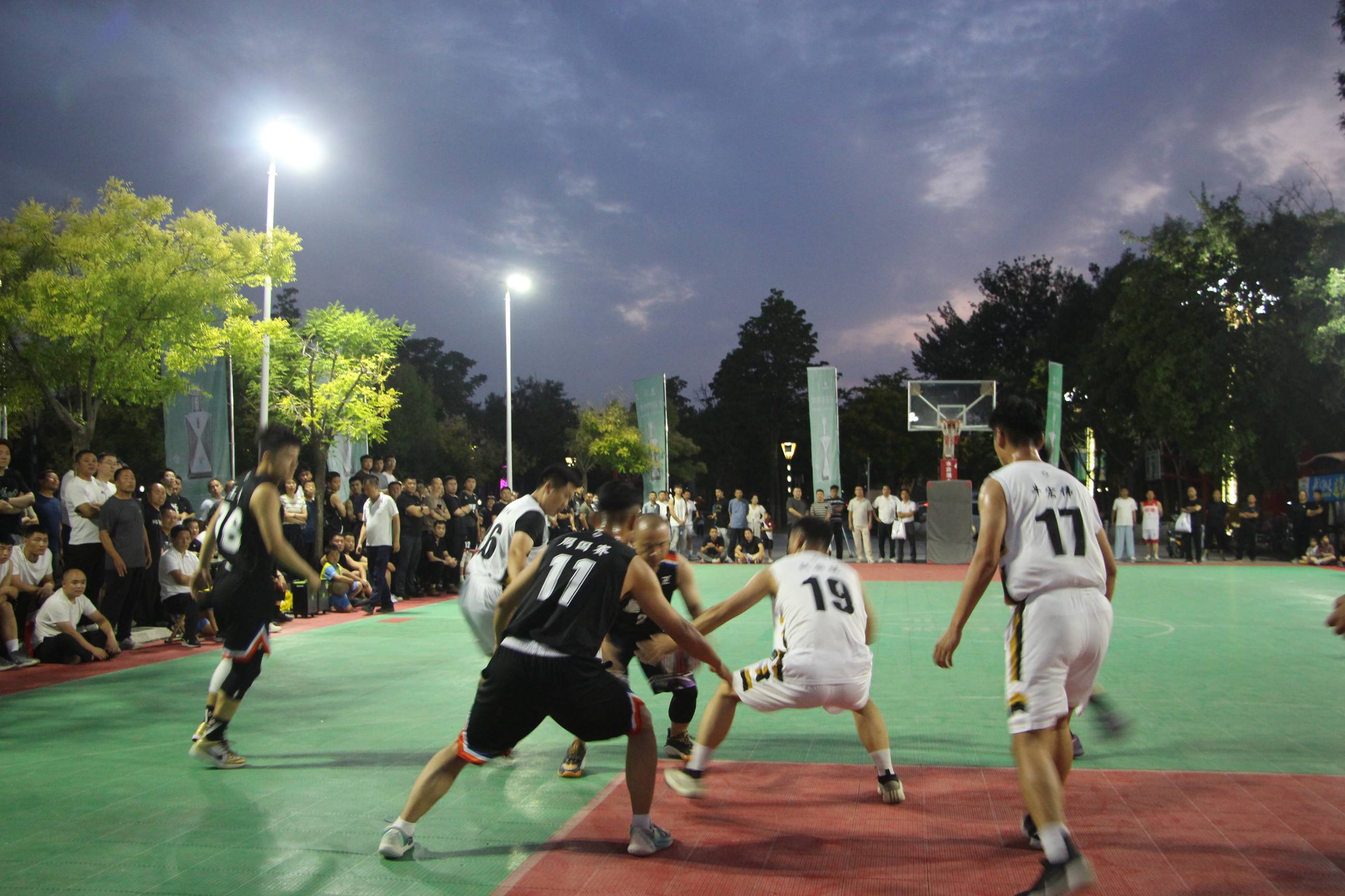 包含篮球联赛收视率持续走高,吸引更多观众关注的词条 包含篮球联赛收视率持续走高,吸引更多观众关注的词条