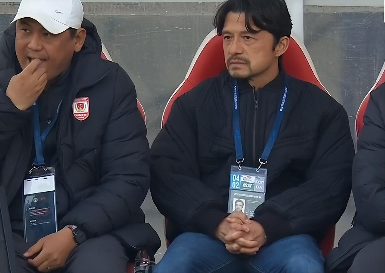 保级之战打响！危机时刻球队稳住阵脚取胜的简单介绍