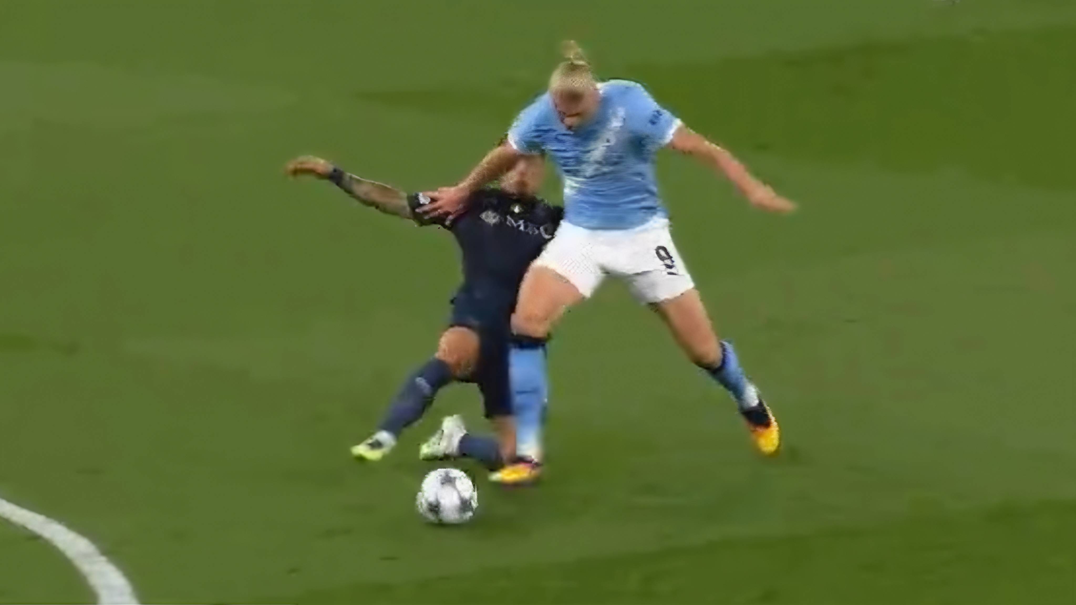 包含哈兰德无法取胜,意甲竞争更加激烈,AC米兰遭遇挑战的词条 包含哈兰德无法取胜,意甲竞争更加激烈,AC米兰遭遇挑战的词条