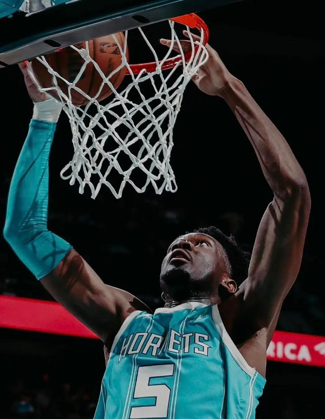 半场猛战–黄蜂击败篮网，开拓者逆袭公牛的简单介绍