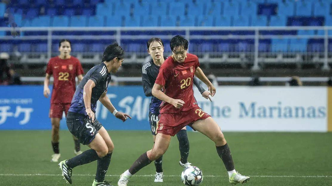 东亚杯半决赛结束,日本队击败韩国晋级决赛 东亚杯半决赛结束,日本队击败韩国晋级决赛