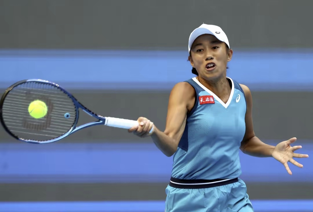 一位老将在比赛中表现出色,引发了许多热议 一位老将在比赛中表现出色,引发了许多热议