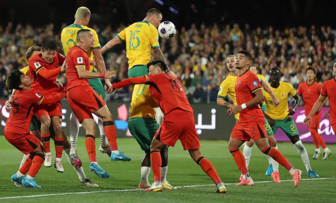 亚洲俱乐部杯赛决赛中球员展现决胜实力，夺冠