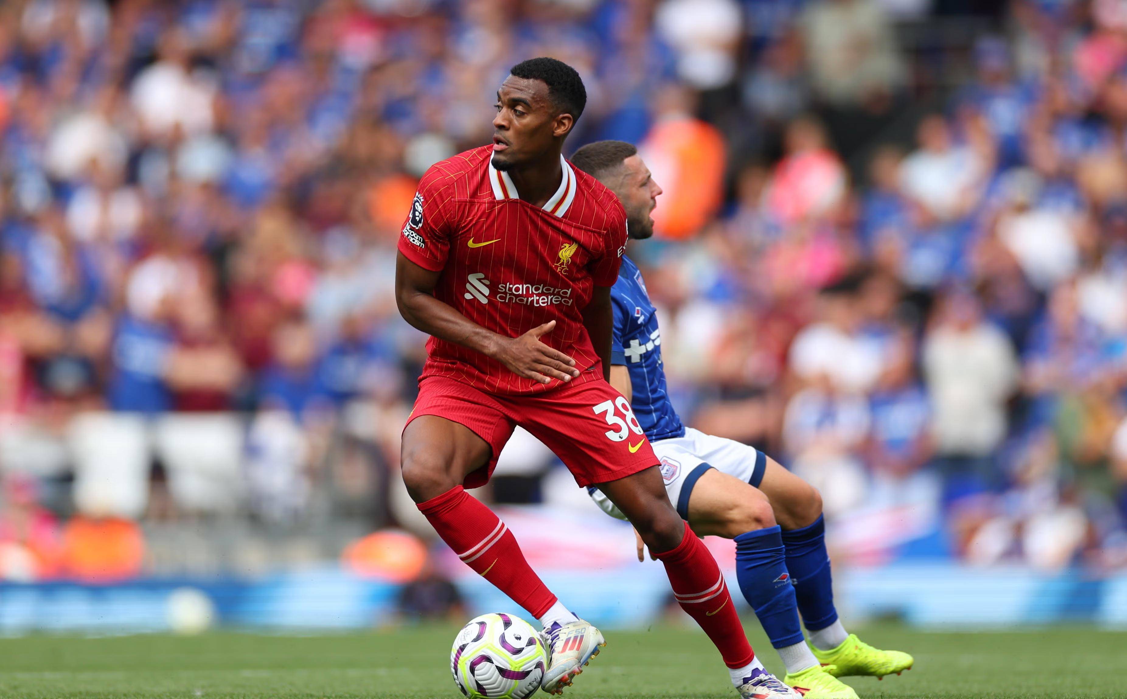 防守稳固取胜实至名归,临场表现出色 防守稳固取胜实至名归,临场表现出色